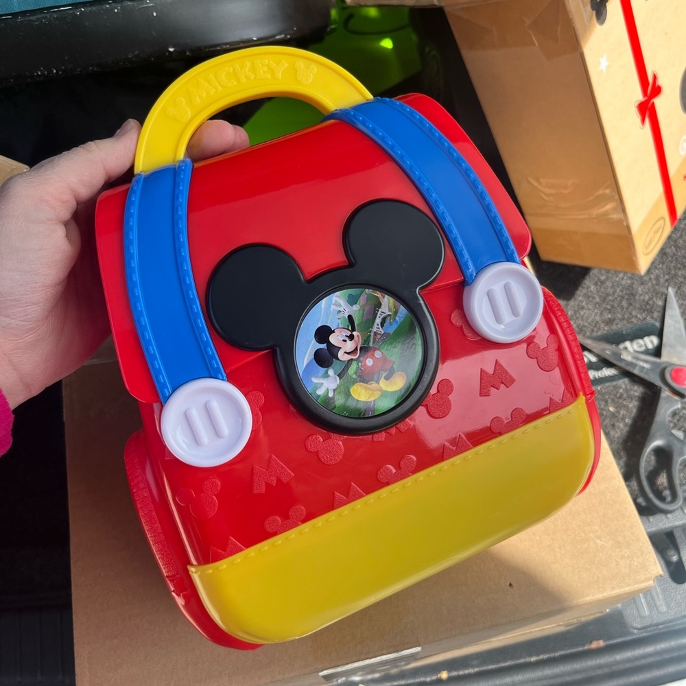 NEW IN BOX Mickey Mouse Dr Set